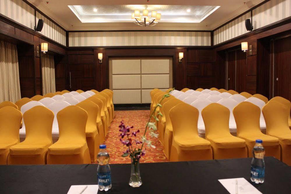 Quality Inn Viha Kumbakonam Ngoại thất bức ảnh